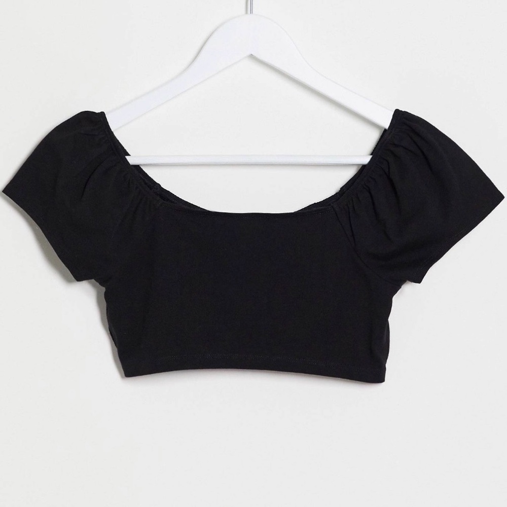 NWT ASOS DESIGN ruched detail milkmaid crop top in black US 2 - Picture 2 of 4
